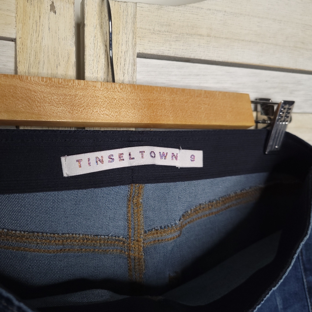 Womens Flare Jeggings Size 9 Regular 28 Waist Pull On Pants Stretchy Blue - Picture 4 of 6